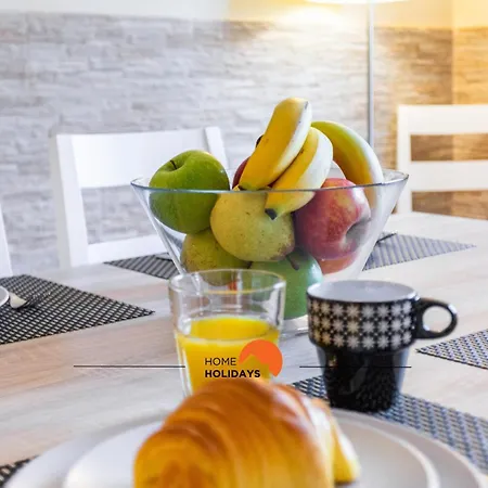 #208 Tranquilidade House By Holidays بيت للعطل *